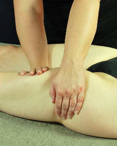 thigh massage